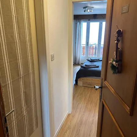 Apartment Avouitzons Medran - Ski-in Ski-out 30 Meters From Medran Lift And 40 Meters From W
